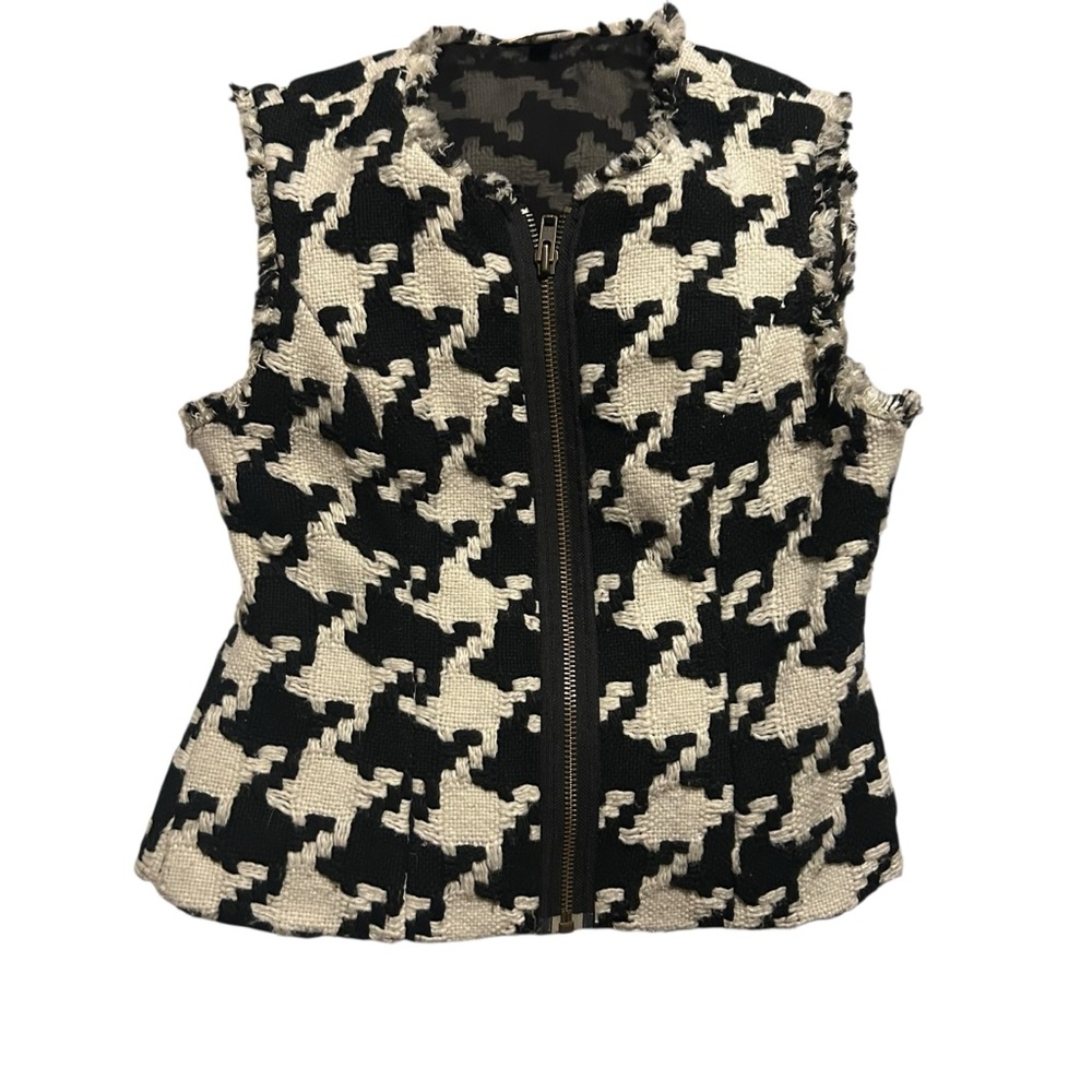 CAbi Black and‎ White Houndstooth Tweed Zip Vest Size S